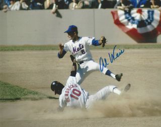 1969 York Met Al Weis Autographed 8x10 World Series Photo