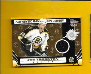 D4013 Jor Thornton 2003/04 Pacific Prism Boston Bruins Jersey Card 15/685