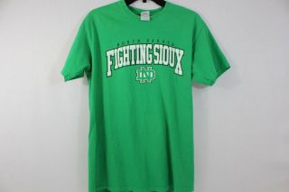 Und Fighting Sioux Green Adult Medium T - Shirt