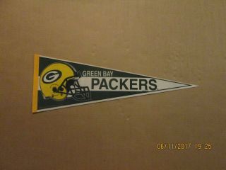 Nfl Green Bay Packers Vintage 3 Bar Facemask 9x261/2 Size Football Pennant