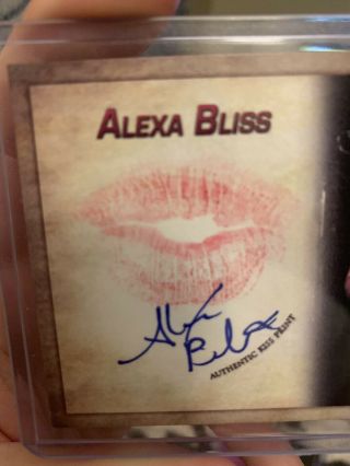 Alexa Bliss Kiss Auto Autograph Card WWE | Certified Authentic Collectors Expo 3