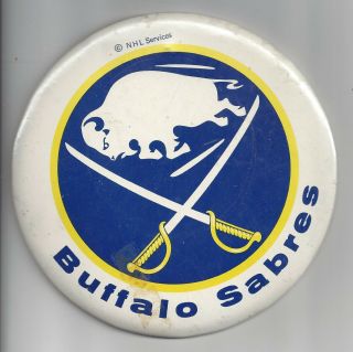 Buffalo Sabers Nhl Hockey Large Pin Back 6 " Round