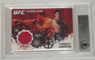 Forrest Griffin Signed Ufc 2010 Topps Ultimate Gear Relic Card Bas Autograph
