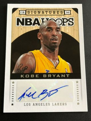 Kobe Bryant 2013 - 14 Panini Hoops Signatures Auto 110 Autograph