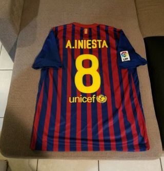 Barcelona Soccer Jersey A.  Iniesta 8Season 2011/2012 Size L. 2