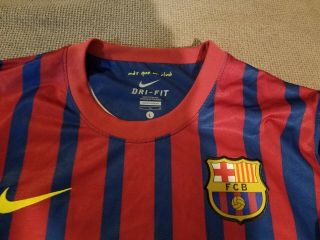 Barcelona Soccer Jersey A.  Iniesta 8Season 2011/2012 Size L. 6