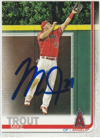 2019 Topps Mike Trout Signed Ip Autograph Card W/ Auto