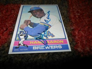 1976 Topps Hank Aaron Signed Autographed Brewers Baseball Card