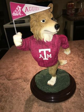 Texas A&m Aggies Slavic Treasures Cheering Mascot Figurine Reveille 2003
