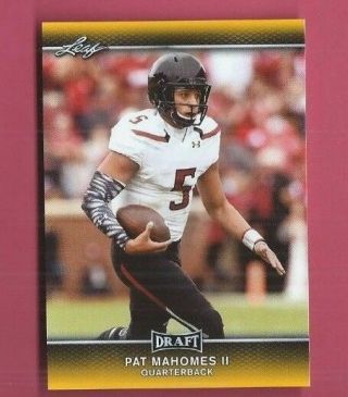 Patrick Mahomes Ii 2017 Leaf Gold Draft Rookie Card 56 Chiefs Rc