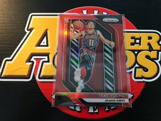2018 - 19 Panini Prizm Trae Young Red Prizm Ref Rookie Rc /299