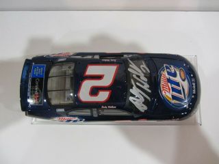 2003 RUSTY WALLACE signed 1:24 NASCAR MILLER LITE DIECAST CAR PENSKE RACE DODGE 7