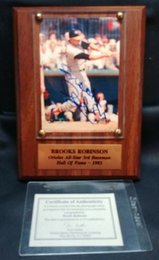 Brooks Robinson Orioles 1983 Hof Signed Wood Framed Photo With Autograph 8x6