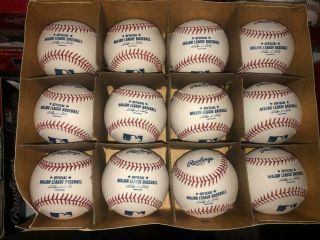 12 Autograph Rawlings Major League Baseballs Dozen Selig Pearls