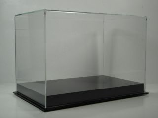 Double Shoe Display Case Up To Size 14 For A Shoe With Solid Black Base