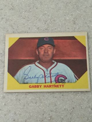 1960 Fleer 29 Gabby Hartnett Signed Card Deceased