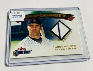R9542 - Larry Walker - 2001 Fleer Game Time - Uniformity Jersey - Rockies -