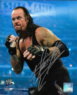 Wwe The Undertaker Autographed 8x10 Photo With