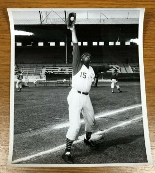 George Crowe 8x10 Glossy Photograph Cincinnati Reds Baseball Team Picture