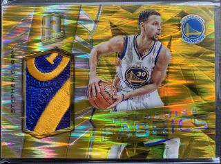 Stephen Curry 2015 - 16 Spectra Franchise Fabrics Gold Patch 3/10