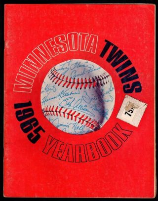 1965 Minnesota Twins Yearbook Harmon Killebrew Tony Oliva Jim Kaat