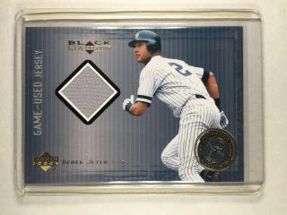 Derek Jeter — 2000 Upper Deck Black Diamond Game - Jersey Card Ap - J Yankees