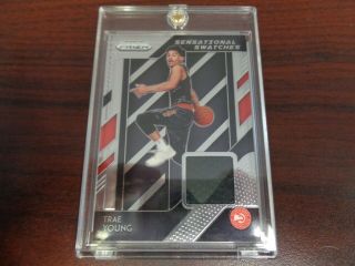 2018 - 19 Panini Prizm Trae Young Jersey Sensational Swatches Rc - Hawks