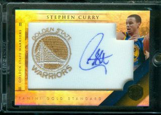 55/199 Stephen Curry 2010 - 11 Gold Standard Gold Team Logos Patch Auto Autograph