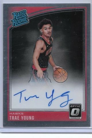 2018 - 19 Trae Young Rated Rookie Auto On Card Hawks
