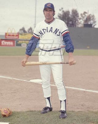 1974 Topps Baseball Color Negative.  Ron Lolich Indians