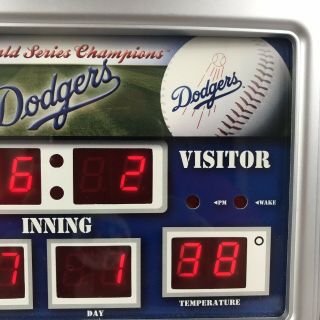 Los Angeles Dodgers World Series 6.  5  x 9  Scoreboard Desk Clock 3