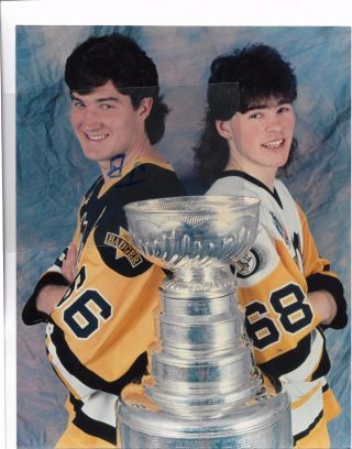 Vintage Print Young Mario Lemieux & Jaromir Jagr With The Stanley Cup