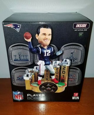Tom Brady 6x Bowl Ring Patriots Bobblehead - In Hand - Look