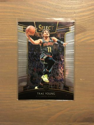 2018 - 19 Panini Select Trae Young Base Rc,  Hawks Rookie