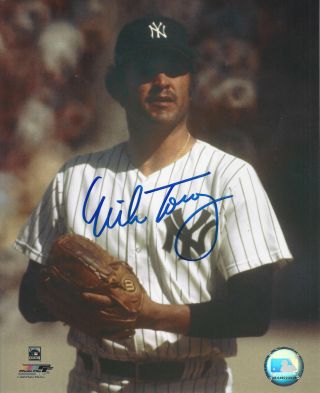 York Yankees Mike Torrez Autographed 8x10 Color Action Photo