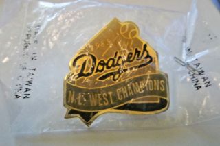 Vintage L.  A.  Dodgers 1985 National League West Champions Pin Still In Bag