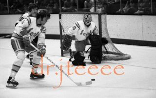 1975 Gary Simmons Cal Golden Seals - 35mm Hockey Negative