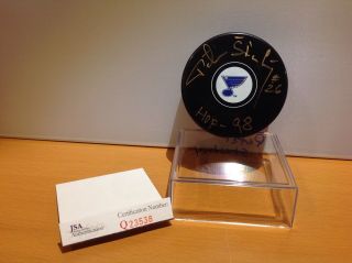 Hof Hockey Peter Stastny Autographed Blues Puck Jsa Certified