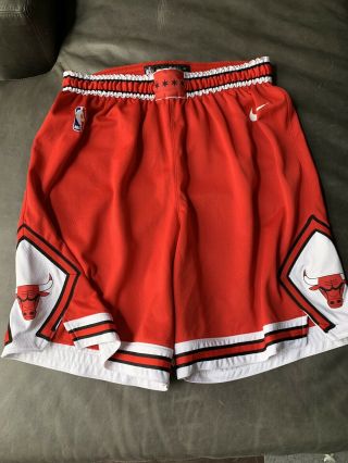 Chicago Bulls Swingman Nike Red Black Edition Sewn Swingman Shorts - Xxl