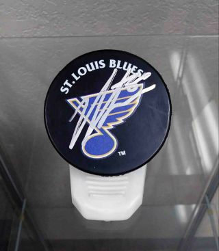Jordan Binnington Auto Official Licensed Nhl St.  Louis Blues Hockey Puck -