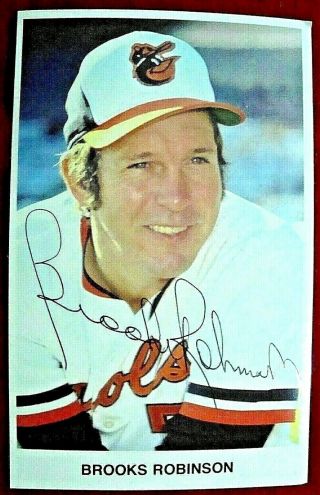 Brooks Robinson Signed Color Photo Postcard Baltimore Orioles 
