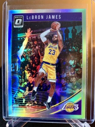 2018 - 19 Optic Lebron James Silver Holo Prizm Parallel Los Angeles Lakers