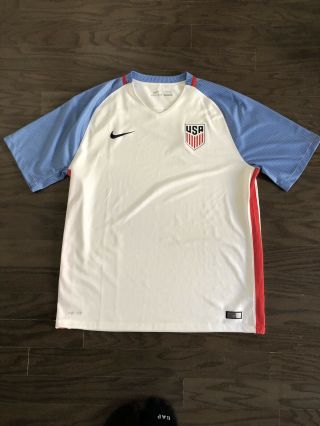 16’/17’ Authentic Usa Men’s Soccer Nike Jersey Xl