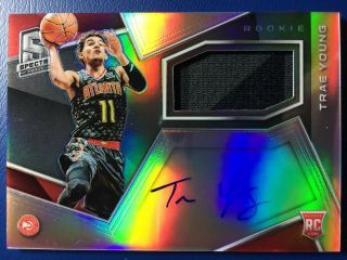 Trae Young 2018 - 19 Panini Spectra Rookie Jersey On Card Auto D 274/299