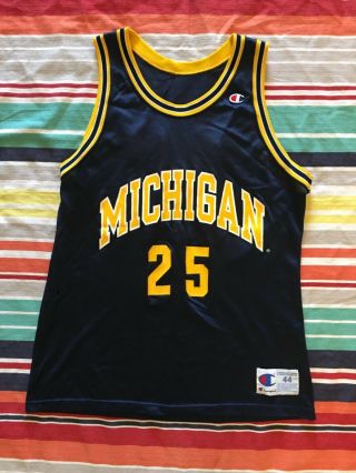 Vintage Michigan Champion Basketball Jersey Size 44 Fab Five 90’s Juwan Howard