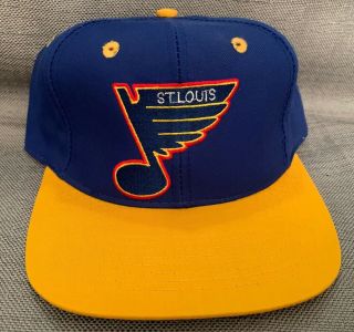 St Louis Blues Hockey Baseball Cap Hat Vintage Nhl Fitted 7 3/8 Blue Note Logo