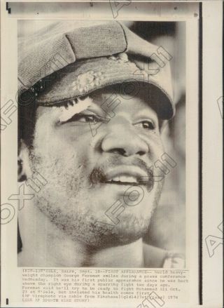 1974 World Heavyweight Boxing Champion George Foreman Smiled Press Photo