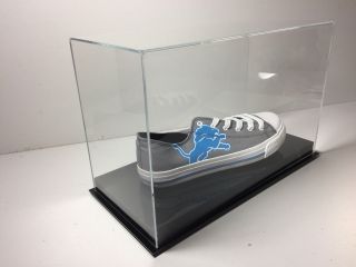 Shoe display case single up to size 17 black base 85 UV filtering acrylic 2