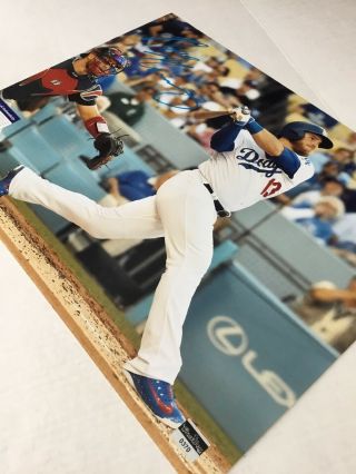 MAX MUNCY DODGERS STAR SIGNED 16X20 PHOTO PSA / DNA 7