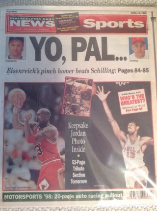 Michael Jordan vs Wilt Chamberlain 1998 Philadelphia Daily News Newspaper Photo 2